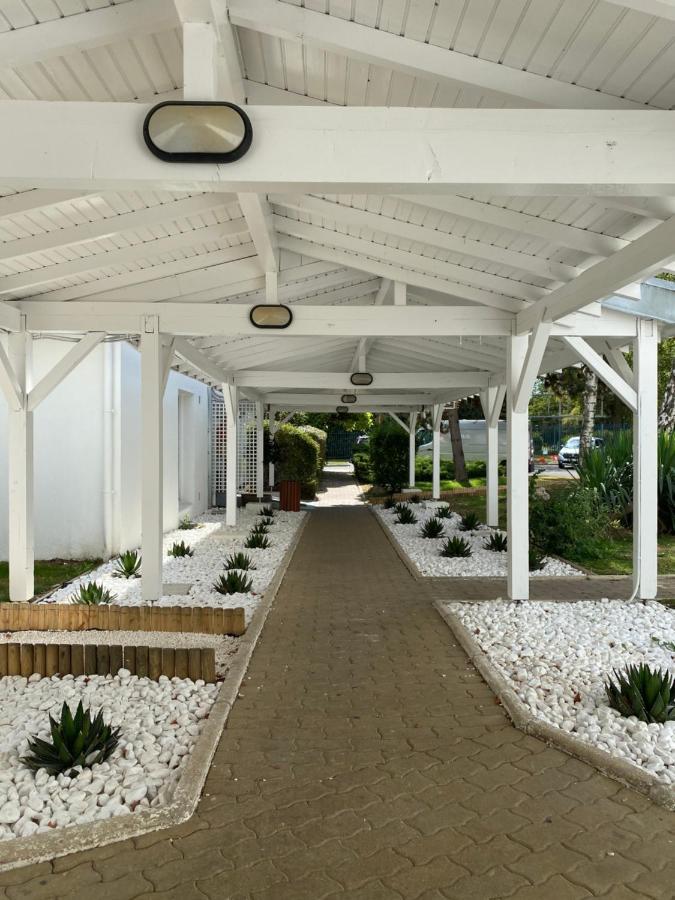 Greet Hotel Villeneuve La Garenne - Renove Dış mekan fotoğraf