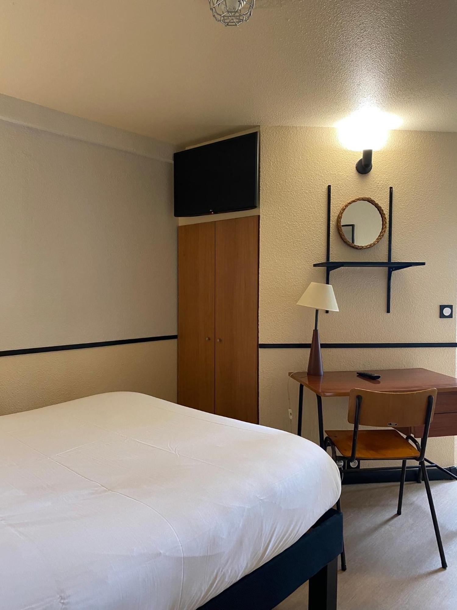 Greet Hotel Villeneuve La Garenne - Renove Dış mekan fotoğraf