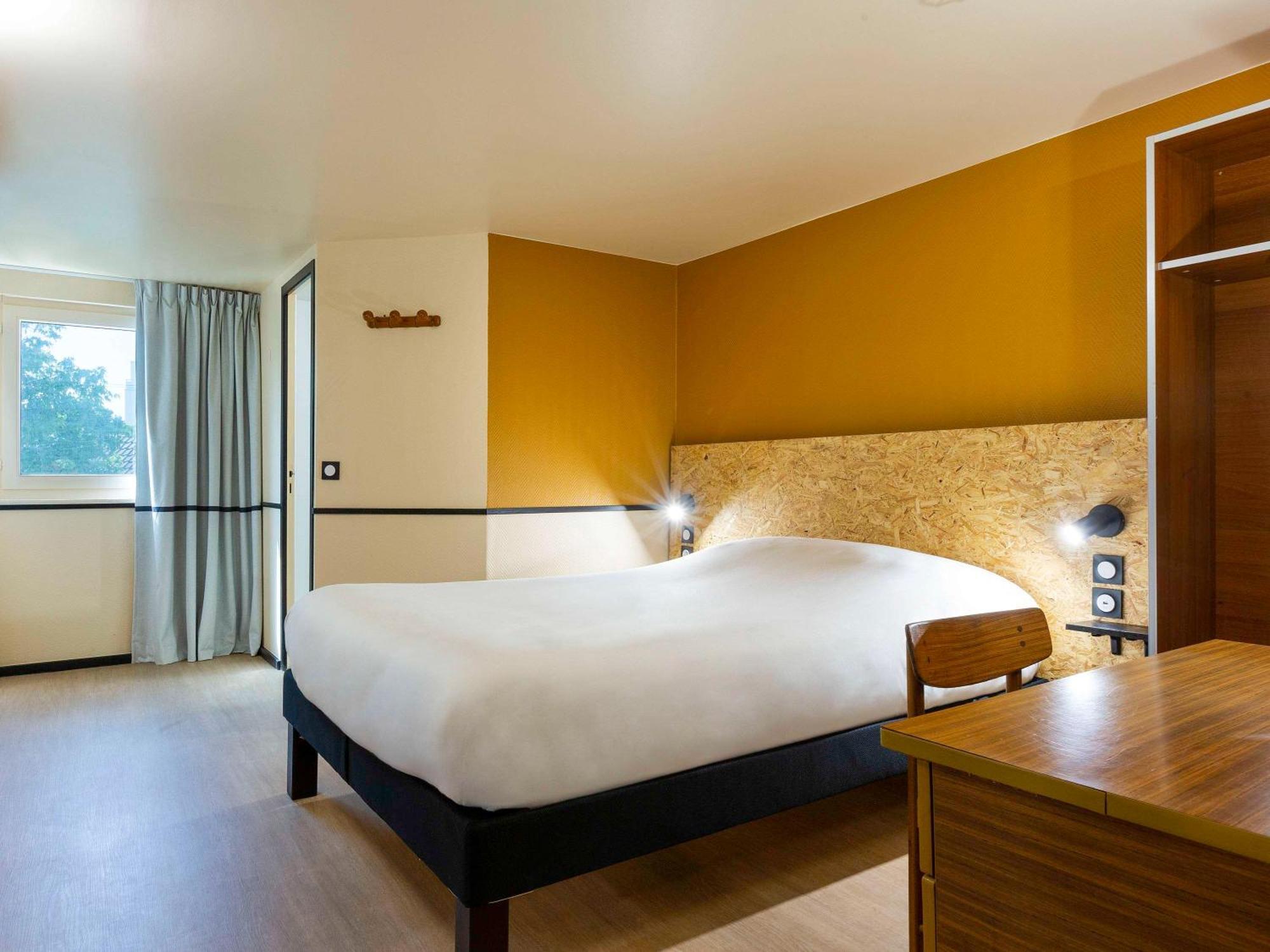Greet Hotel Villeneuve La Garenne - Renove Dış mekan fotoğraf