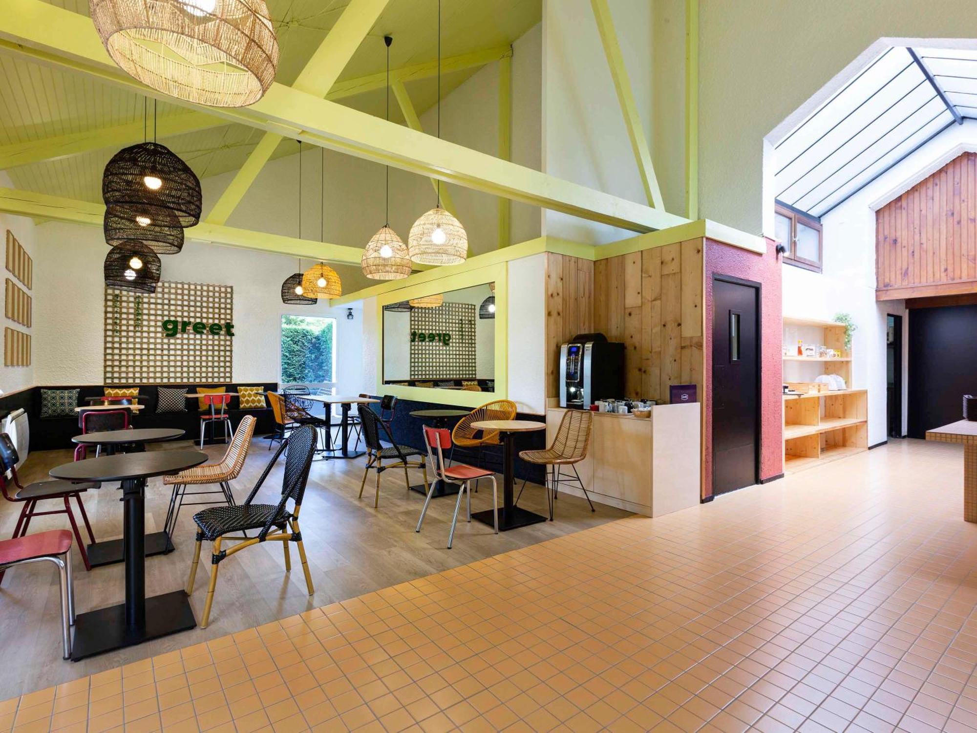 Greet Hotel Villeneuve La Garenne - Renove Dış mekan fotoğraf