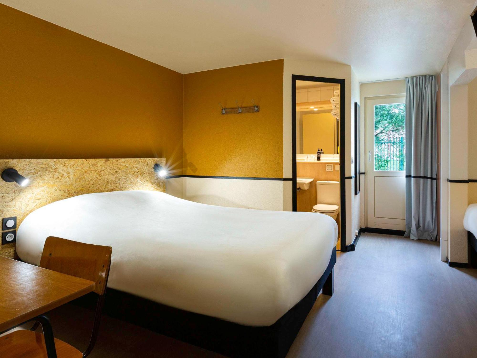 Greet Hotel Villeneuve La Garenne - Renove Dış mekan fotoğraf